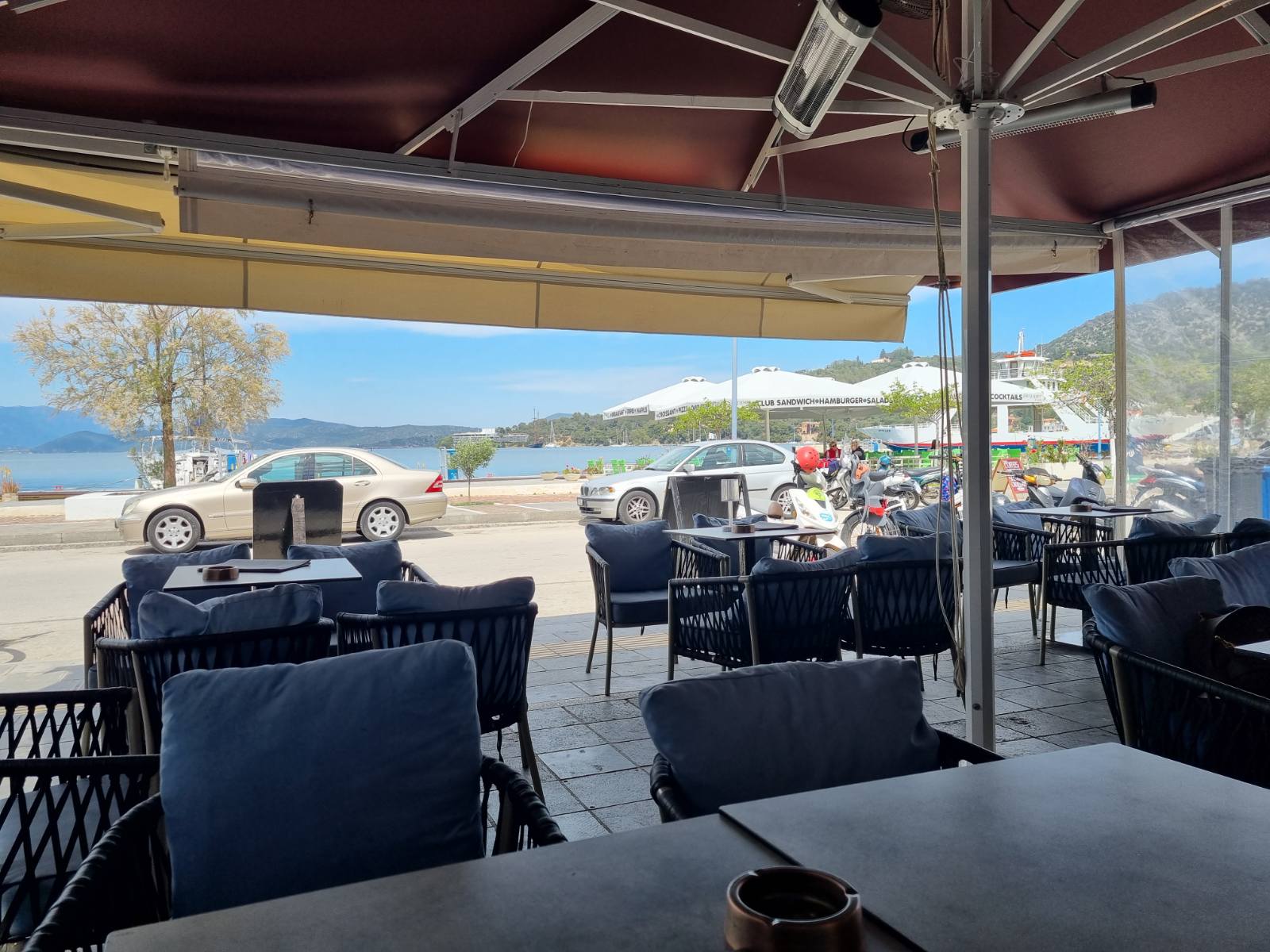 Sailor Cafe Brunch & Resto